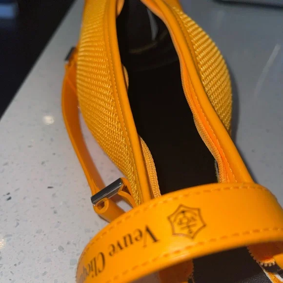 Veuve Clicquot Ice Jacket - Picture 4 of 5